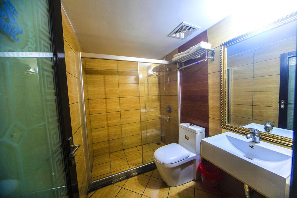 Fawlty Towers Hotel Yangshuo Bilik gambar